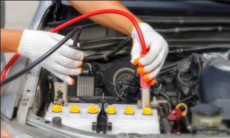 چرا باتری خودرو خالی می‌شود؟